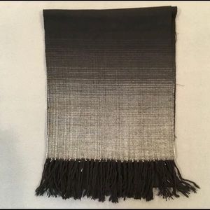 Black/Gray Hombre Scarf